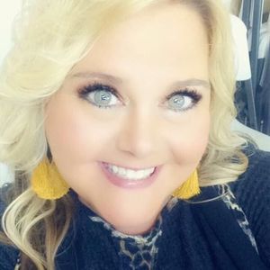 Meet your Posher, Mandy